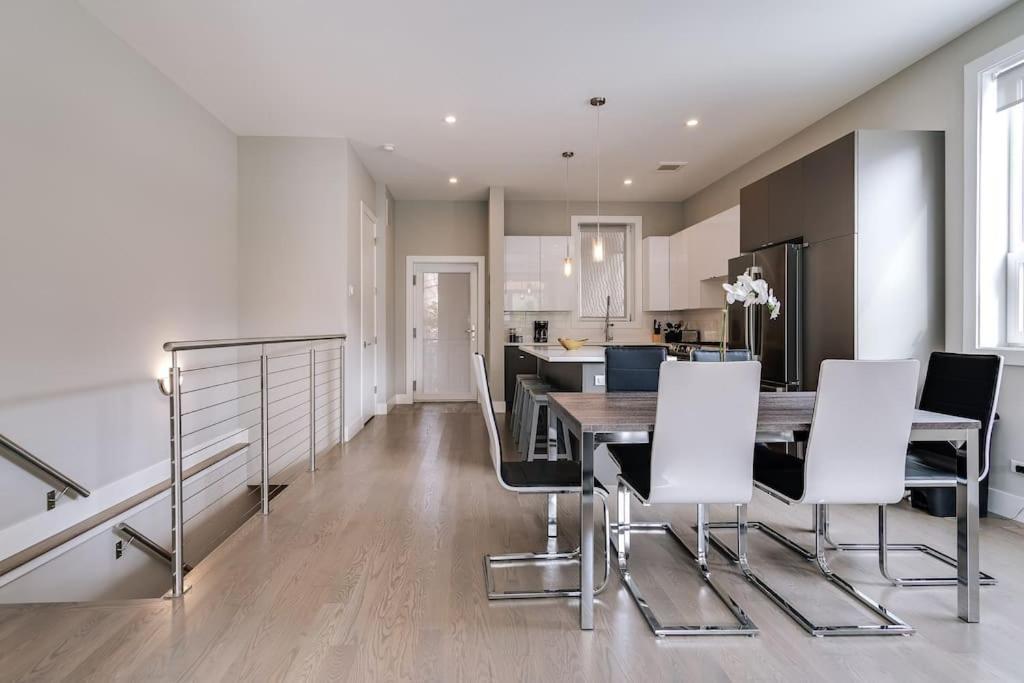 Stunning Duplex Condo #1 - Downtown River North シカゴ エクステリア 写真